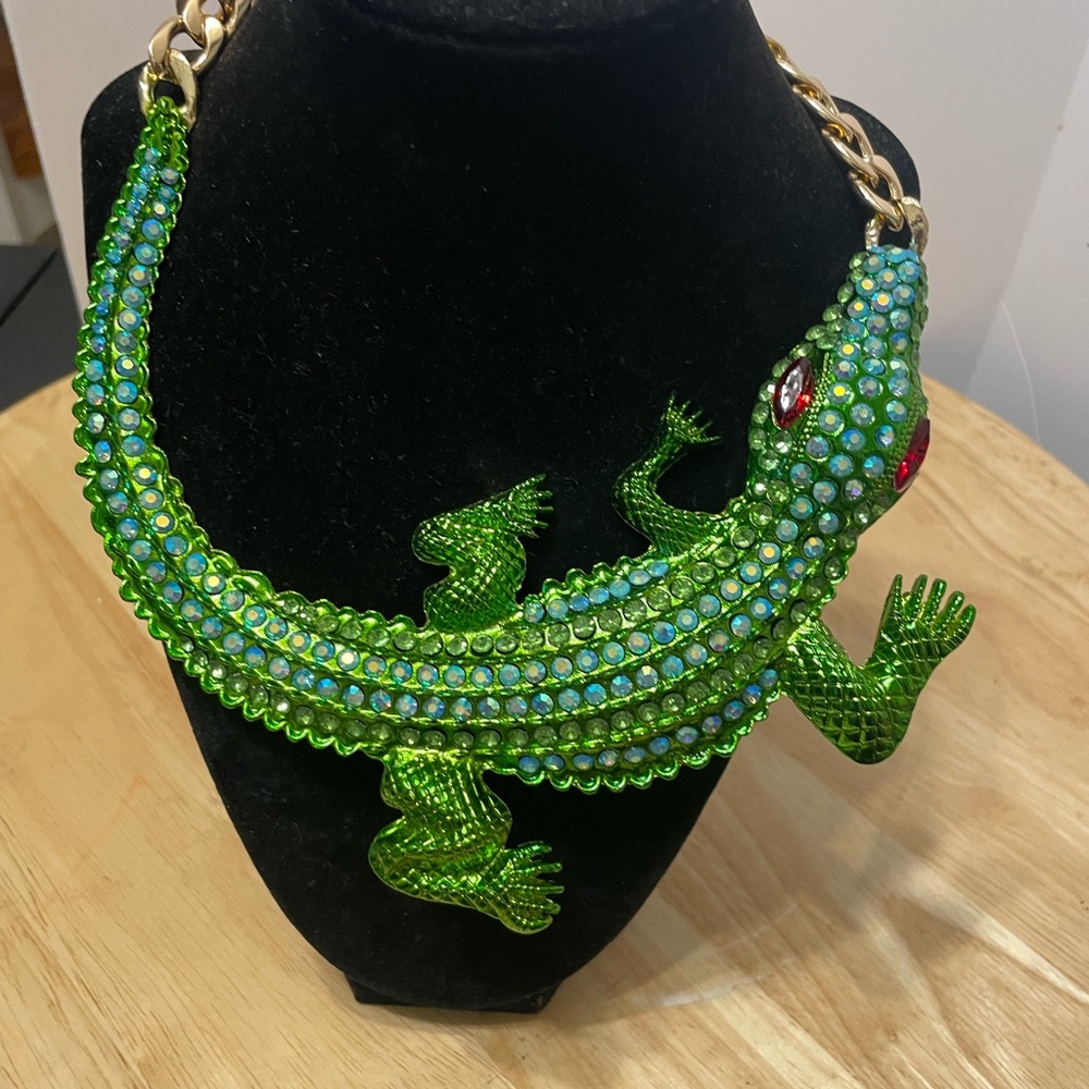 Green Rhinestone Lizard Statement Necklace - Brand - Picture 2 of 7
